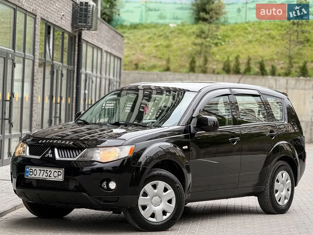 Mitsubishi Outlander Xl 2008 photo 2