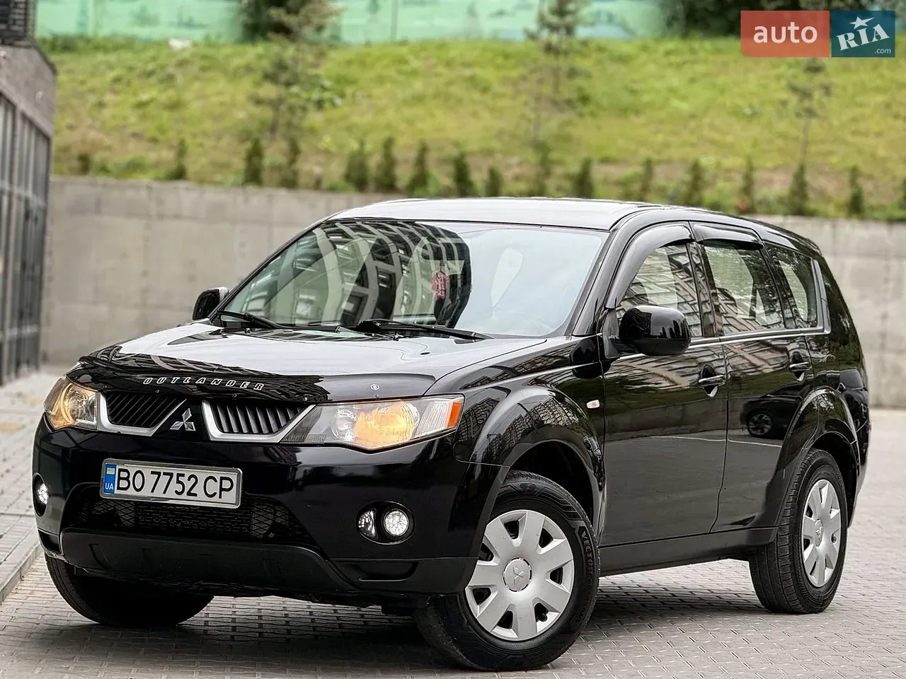 Mitsubishi Outlander Xl 2008 photo 3