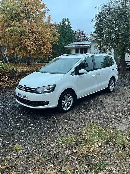 Volkswagen Sharan 2017 photo 2