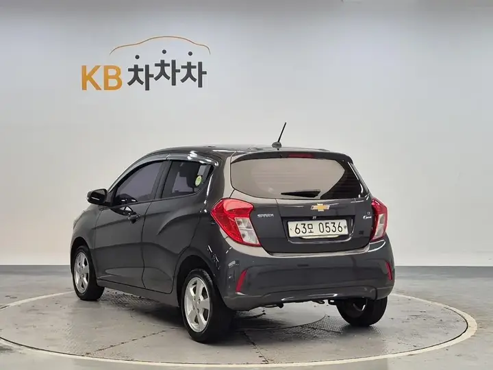 Chevrolet Spark 2016 photo 2