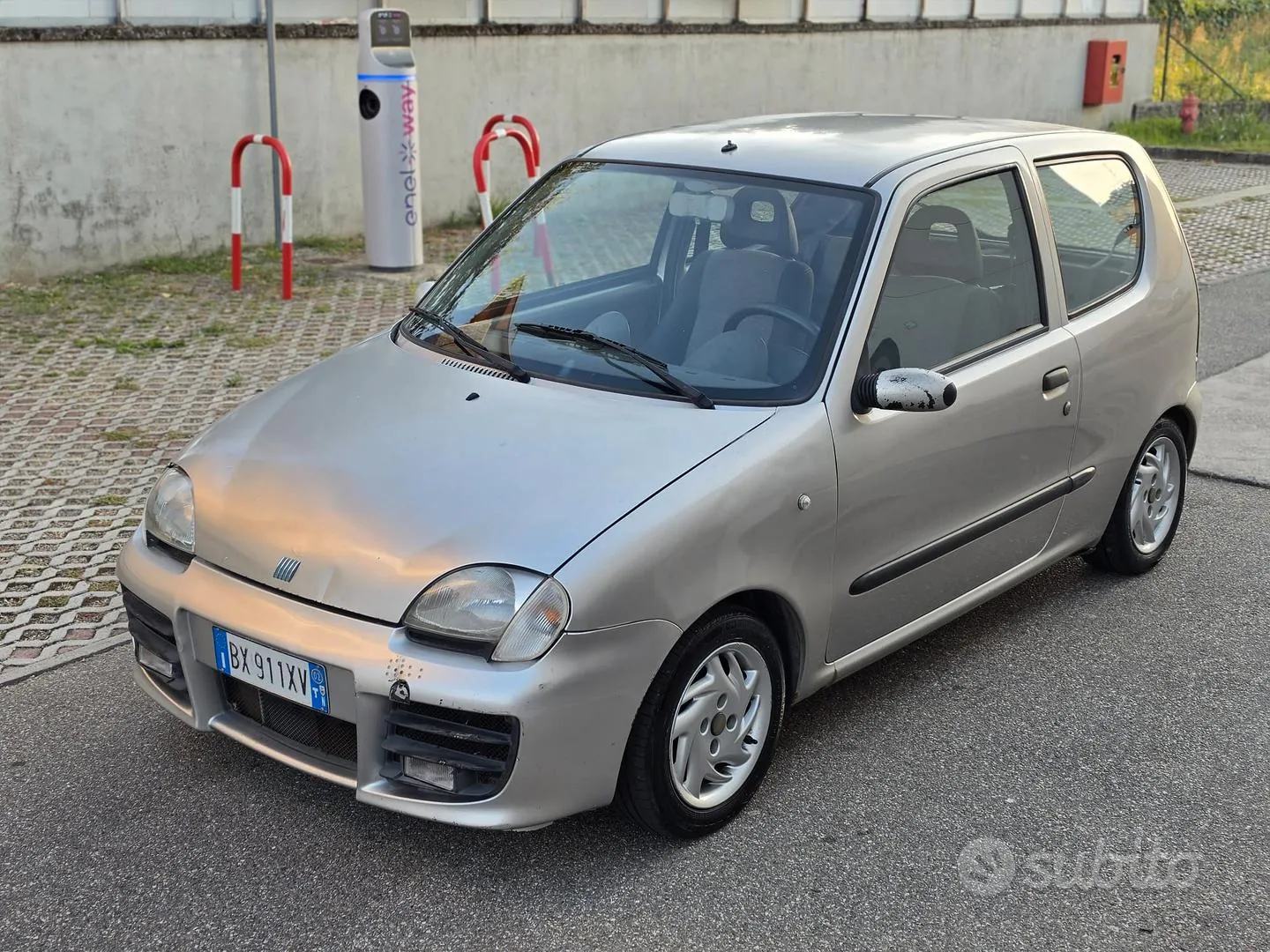 Fiat Seicento 2001 photo 4