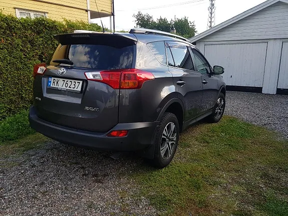 Toyota Rav4 2014 photo 4