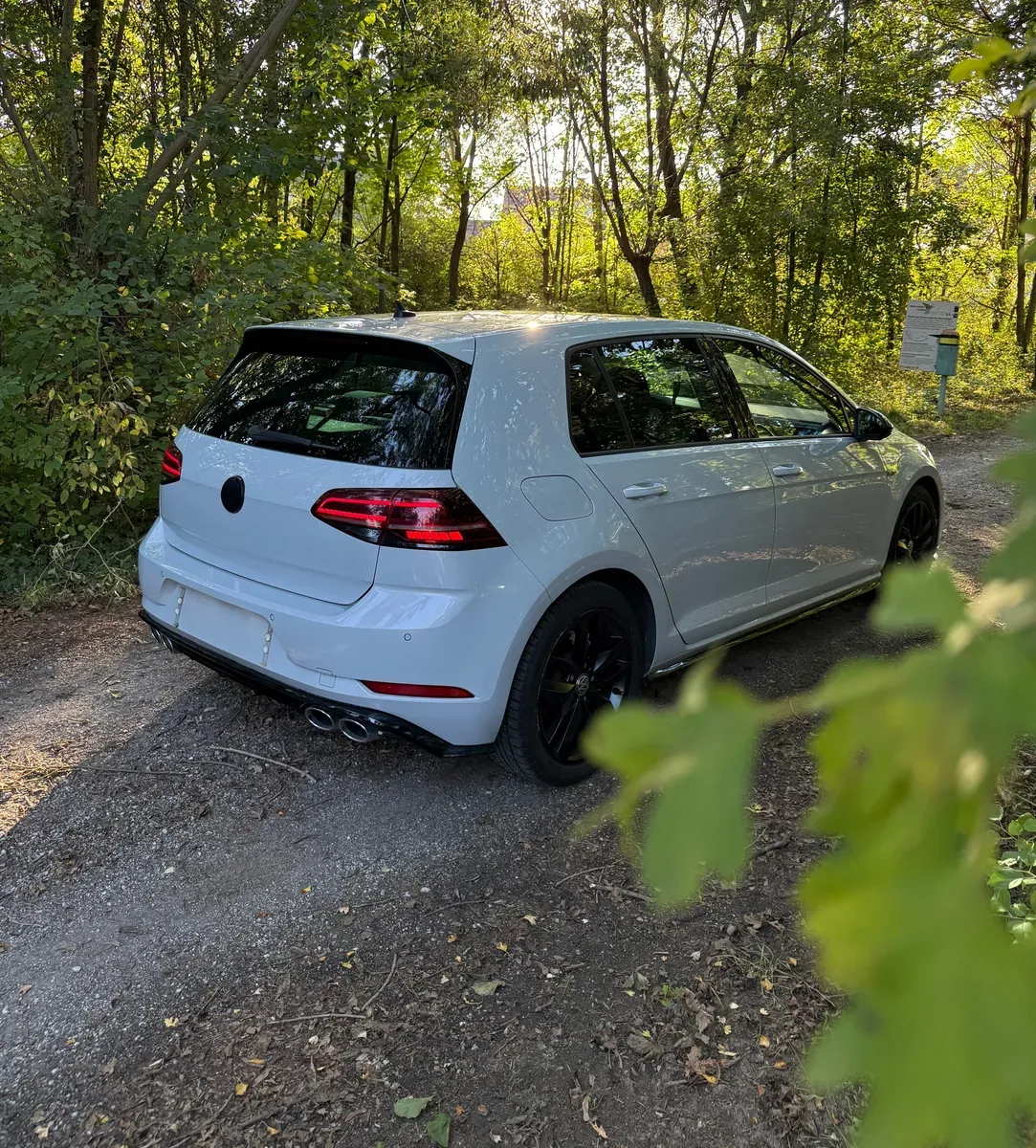 Volkswagen Golf 2017 photo 2