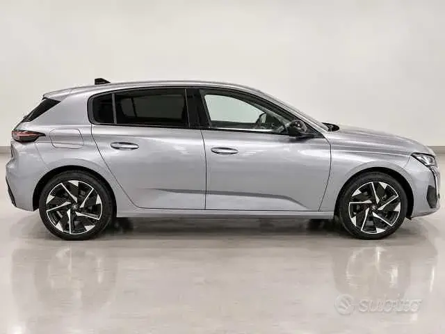 Peugeot 308 2025 photo 3