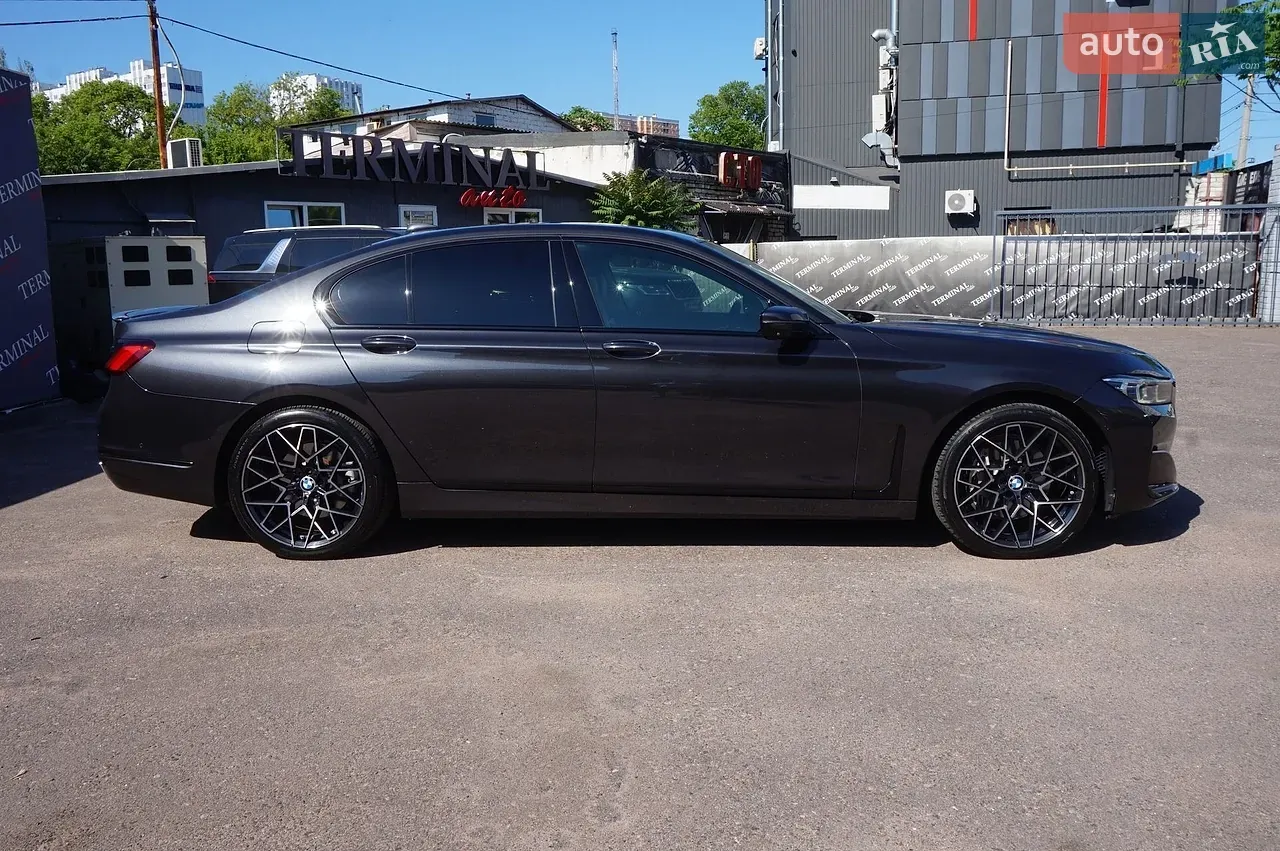 BMW 7 Series 2019 photo 5