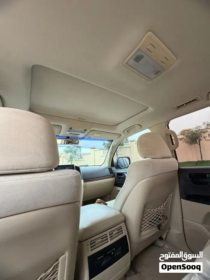 Toyota Land Cruiser 2017 photo 3