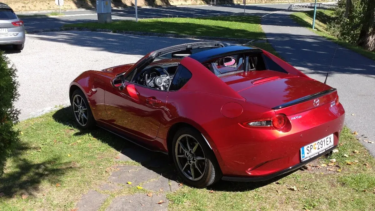 Mazda Mx-5 2018 photo 2