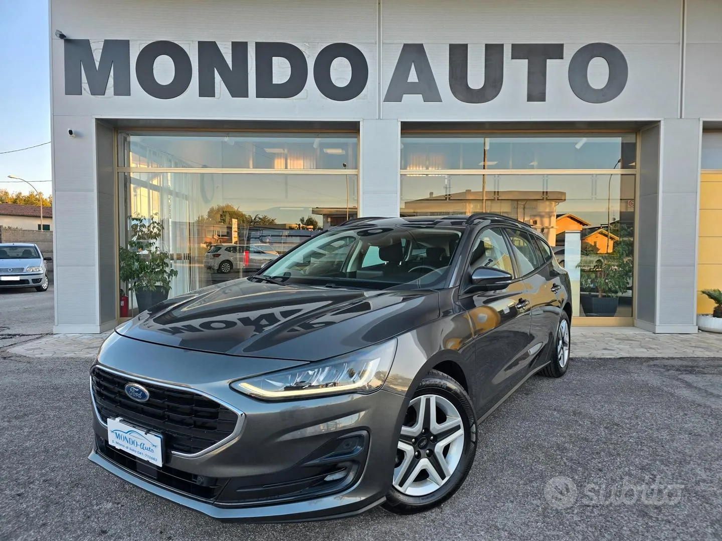 Ford Focus 2023 photo 2