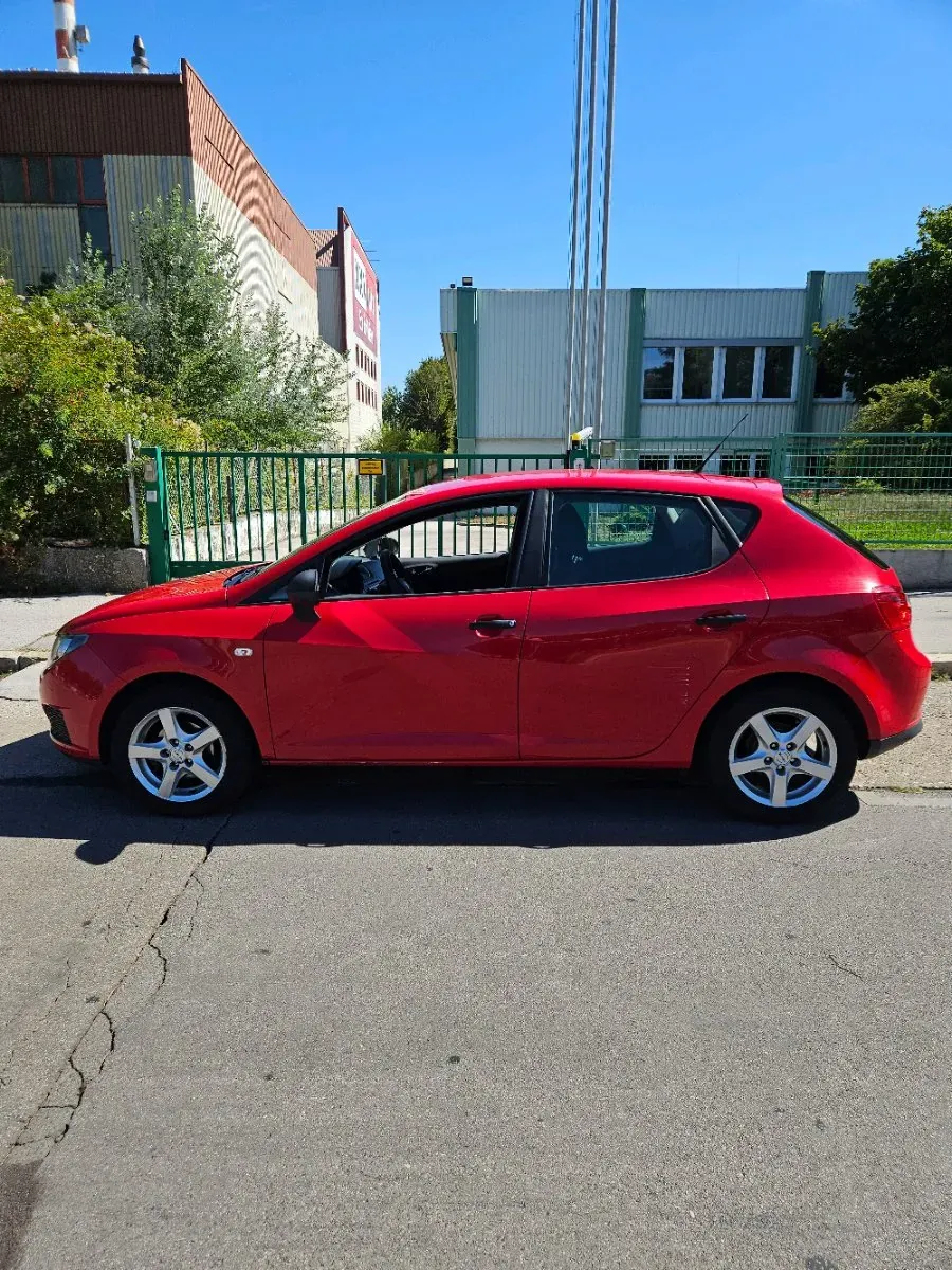 Seat Ibiza 2008 photo 3