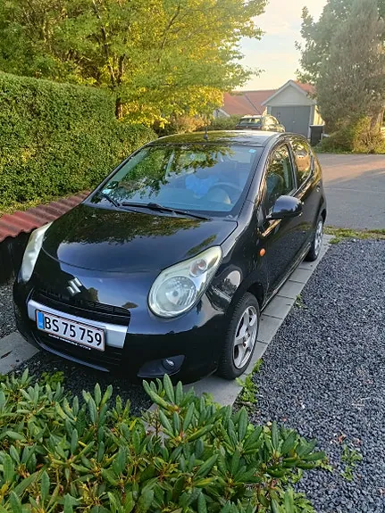 Suzuki Alto 2012 photo 2