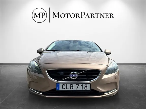 Volvo V40 2014 photo 2