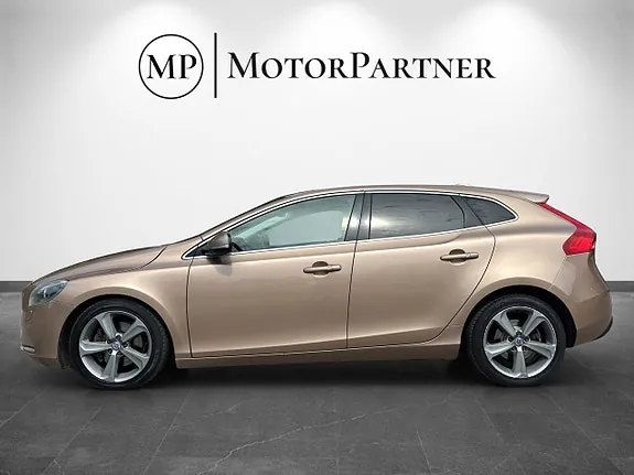 Volvo V40 2014 photo 4