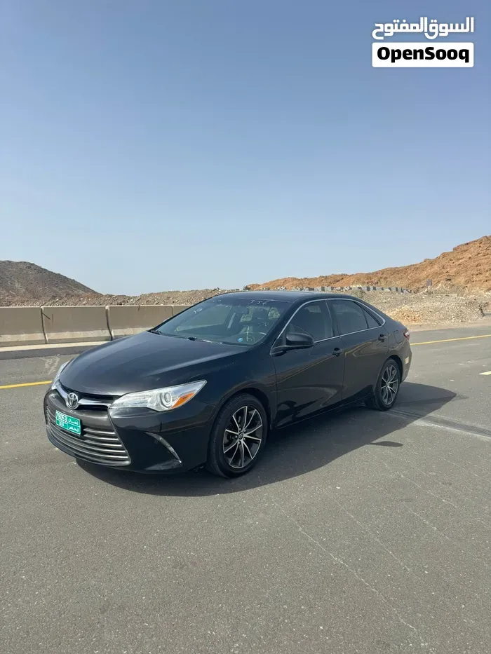 Toyota Camry 2017 photo 2