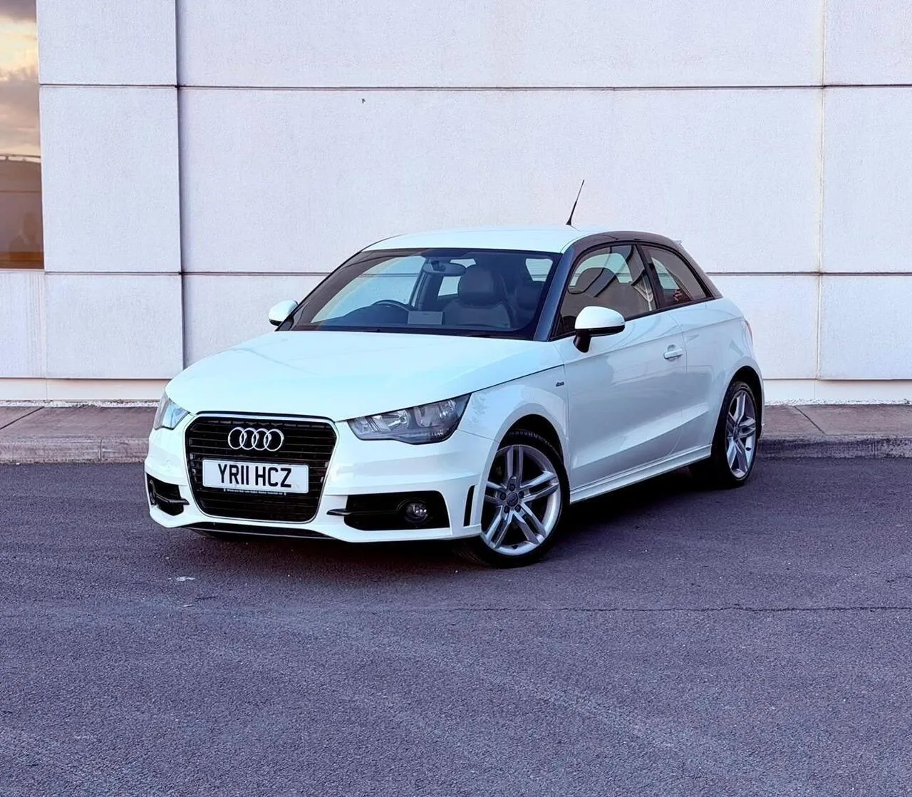Audi A1 2011 photo 3