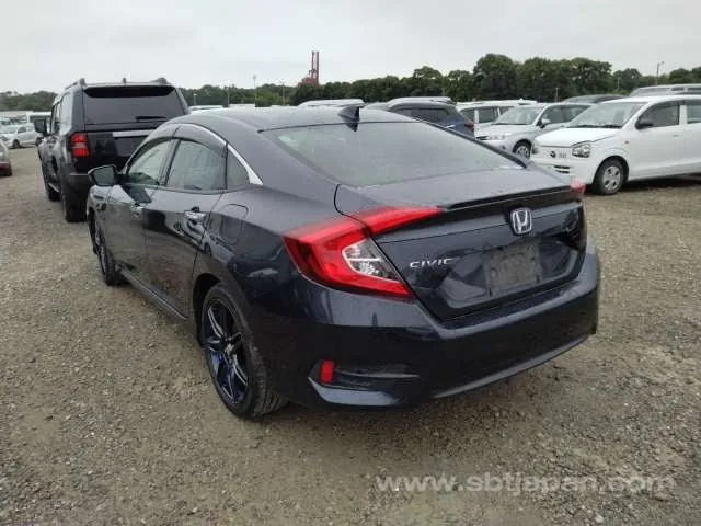 Honda Civic 2019 photo 3