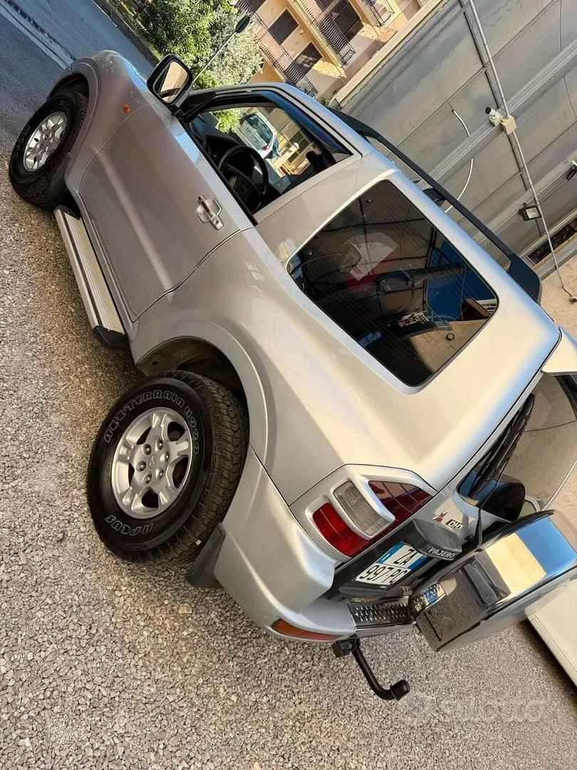 Mitsubishi Pajero 2002 photo 5