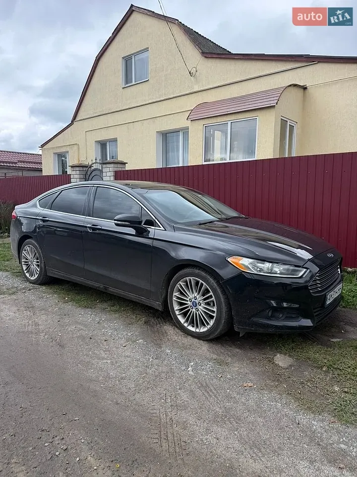 Ford Fusion 2013 photo 2