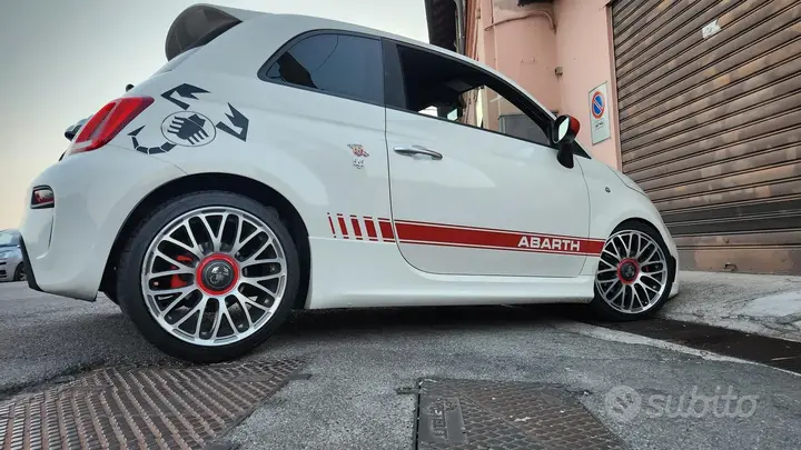 Abarth 595 2017 photo 2