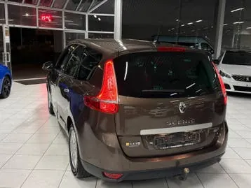 Renault Scenic 2011 photo 3