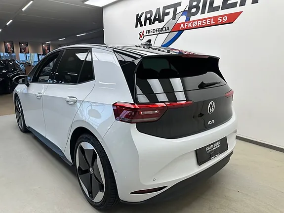 Volkswagen Id.3 2025 photo 3