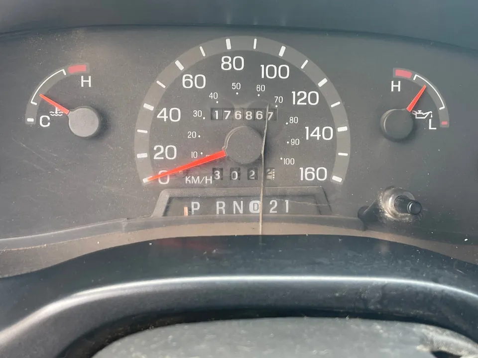 Ford E-450 1997 photo 4