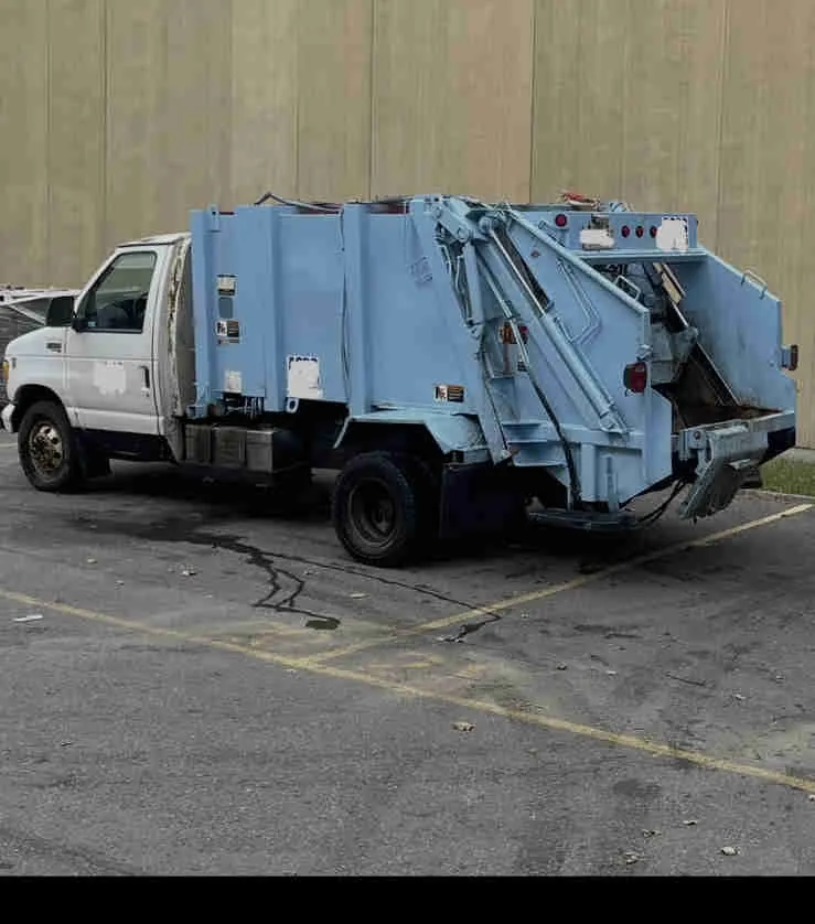 Ford E-450 1997 photo 2