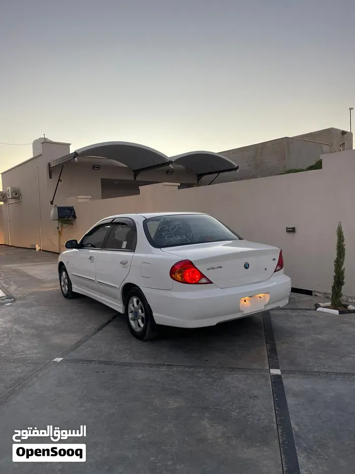 Kia Cerato 2002 photo 2