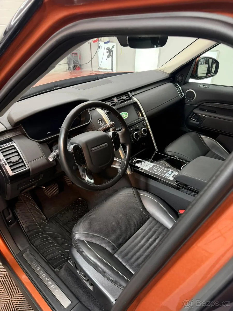 Land Rover Discovery 2019 photo 4