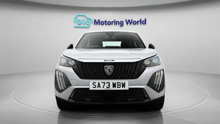 Peugeot 2008 2023 photo 3