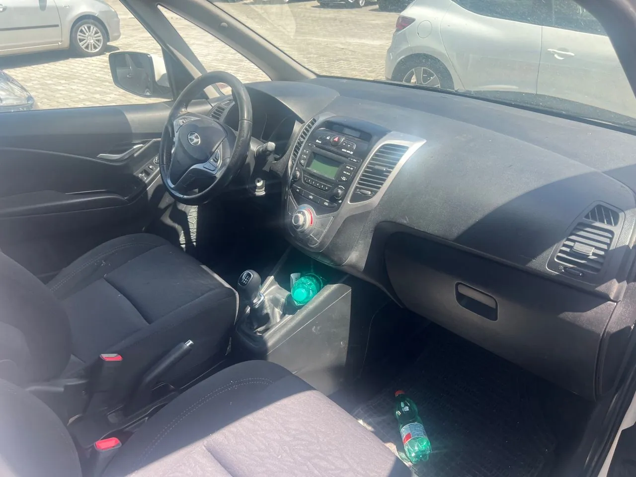 Hyundai Ix20 2013 photo 4