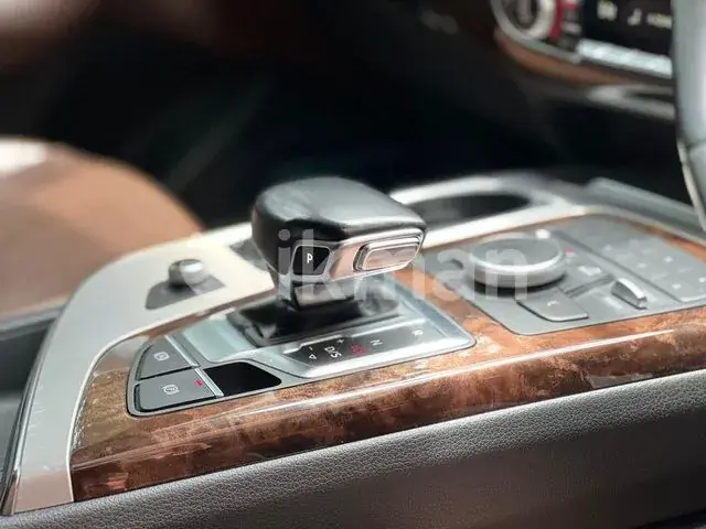 Audi Q7 2017 photo 3