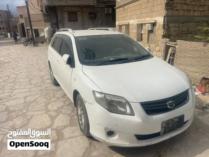 Toyota Corolla Axio 2011 photo 2