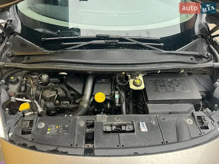 Renault Scenic 2012 photo 3