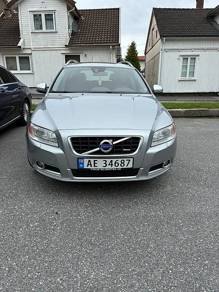 Volvo V70 2013 photo 5