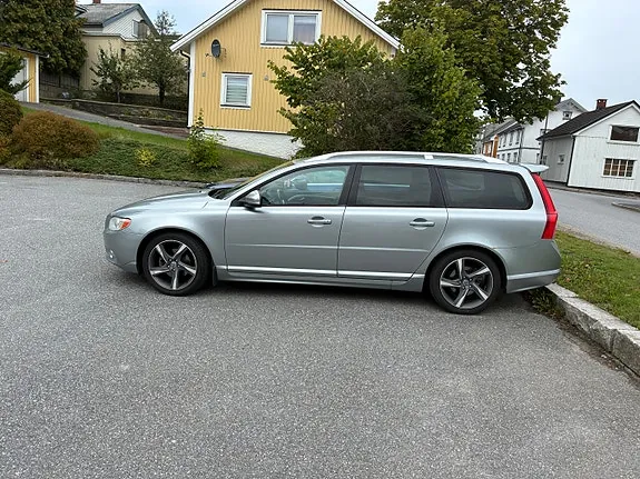 Volvo V70 2013 photo 4