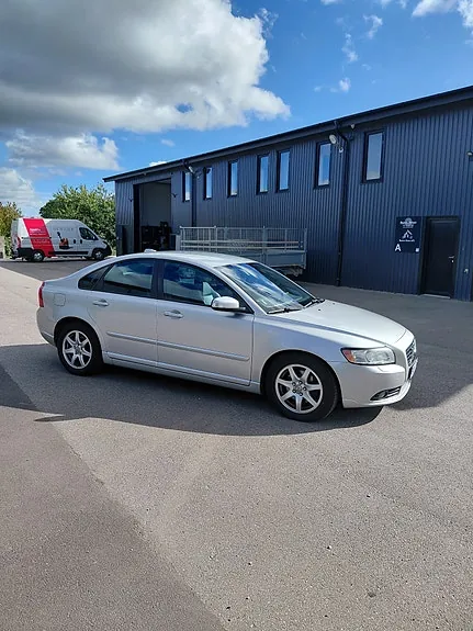Volvo S40 2008 photo 2