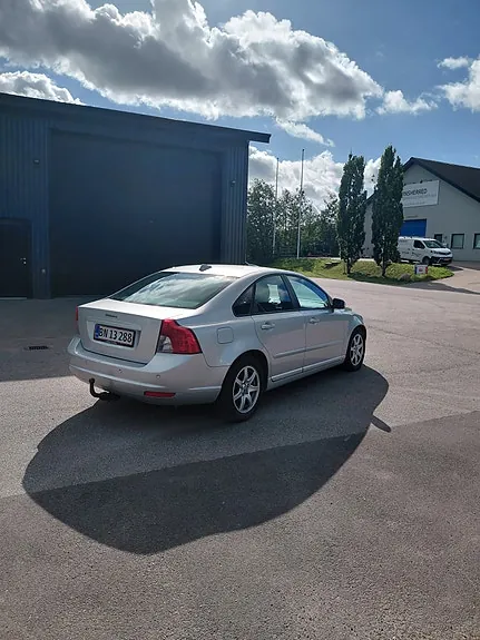 Volvo S40 2008 photo 3