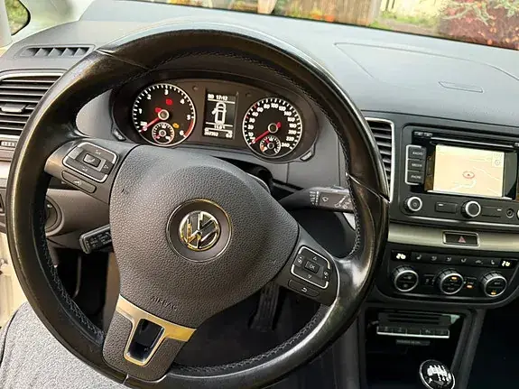 Volkswagen Sharan 2013 photo 4