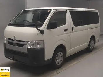 Toyota Hiace 2020 photo 2