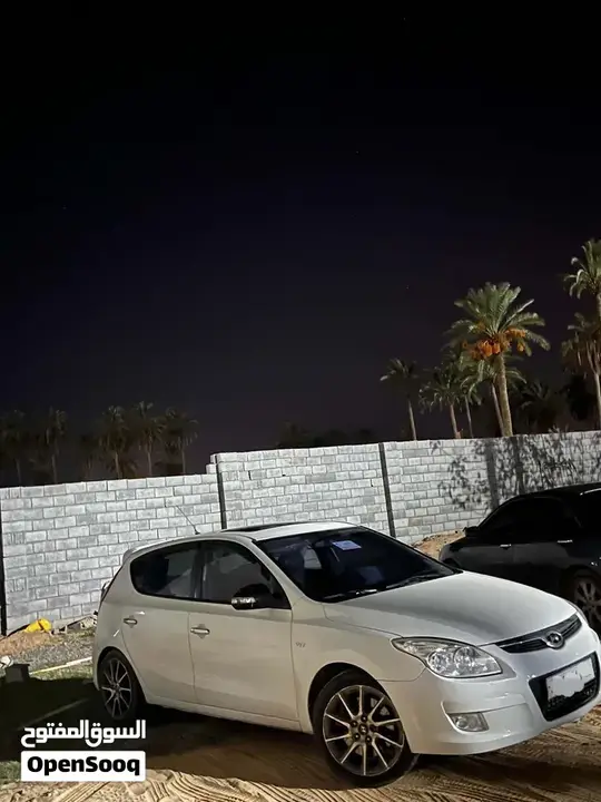 Hyundai I30 2010 photo 2