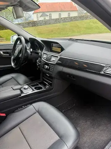 Mercedes-Benz E 250 2012 photo 3
