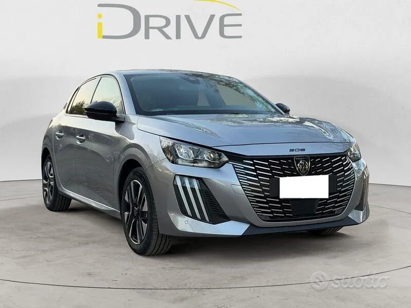 Peugeot 208 2024 photo 2