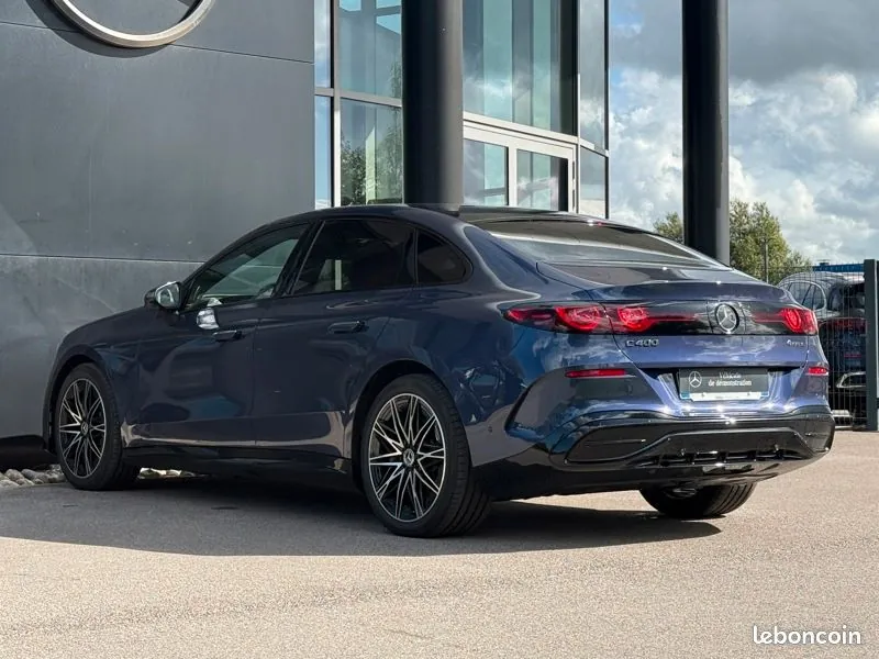 Mercedes-Benz C-Class 2026 photo 5