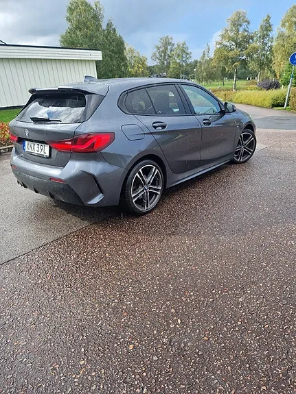 BMW 118I 2022 photo 2