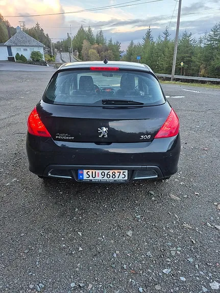 Peugeot 308 2011 photo 3
