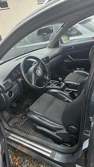 Volkswagen Passat 2005 photo 2