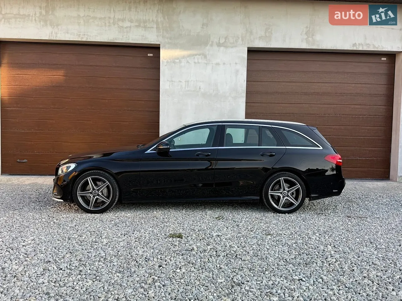 Mercedes-Benz C-Class 2017 photo 4