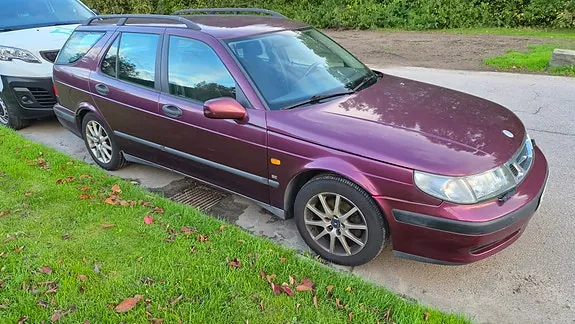 Saab 9-5 2000 photo 2