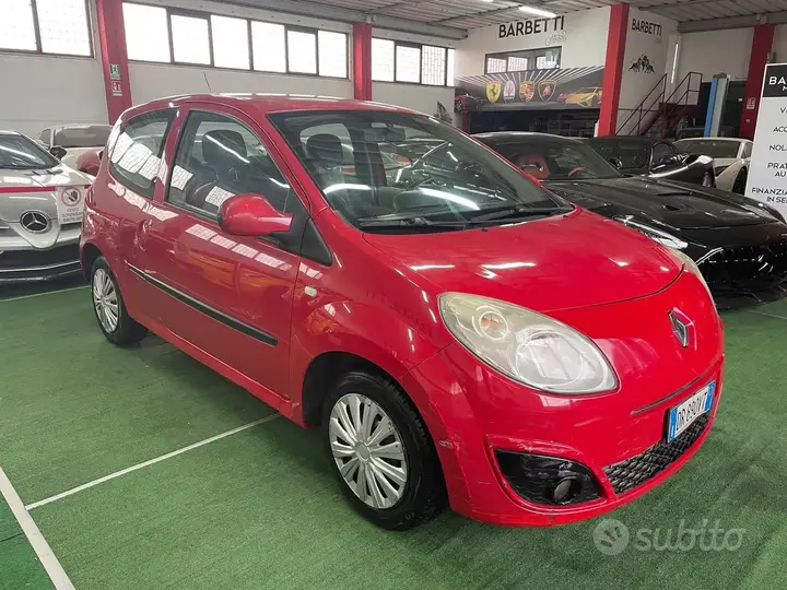Renault Clio 2009 photo 3