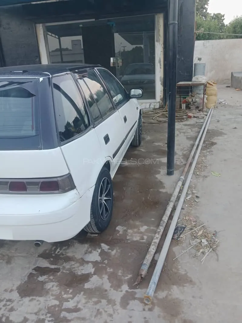Suzuki Cultus